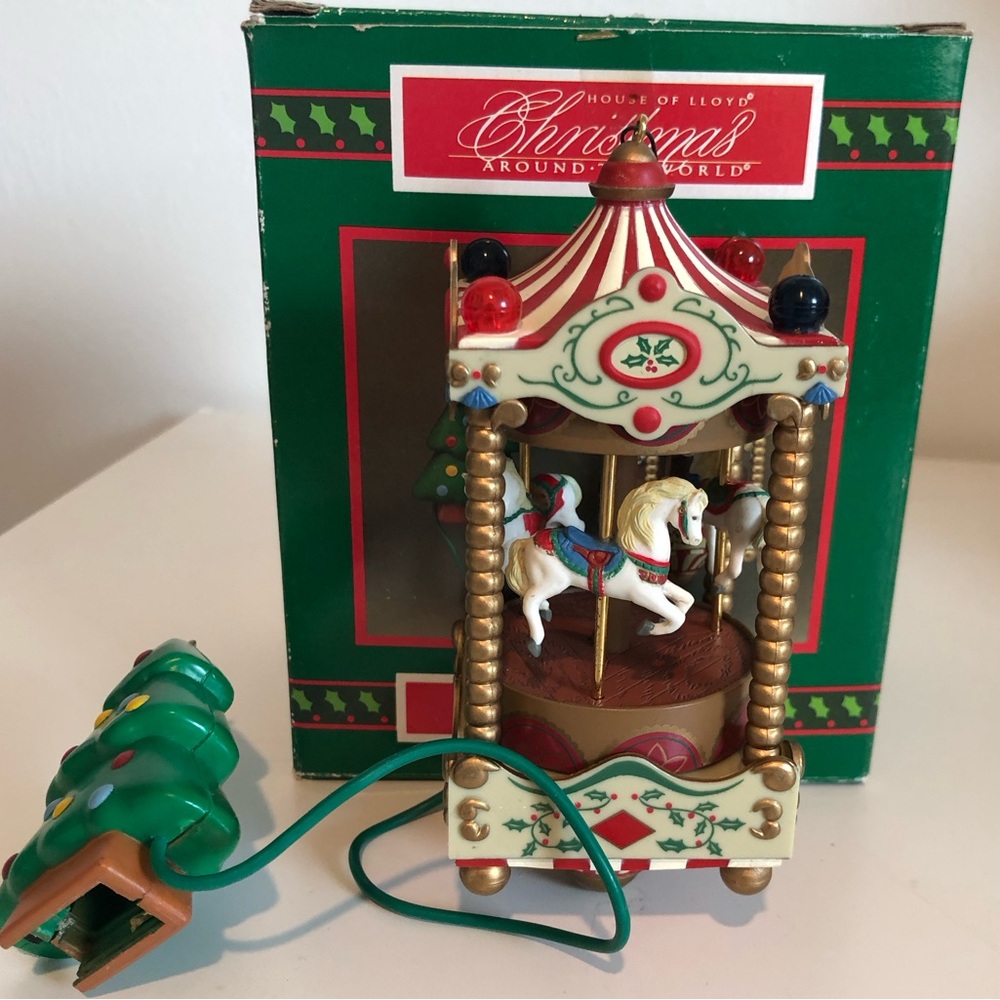 Vintage 🎄 House of Lloyd Christmas Carousel Ornament